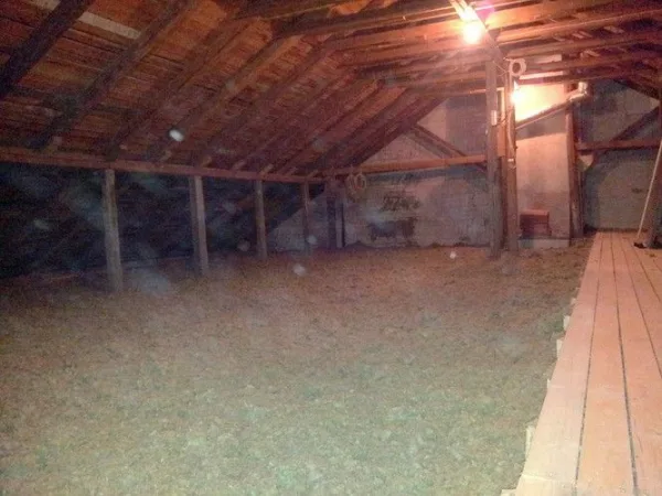 Referenssikuva eristyskohteesta